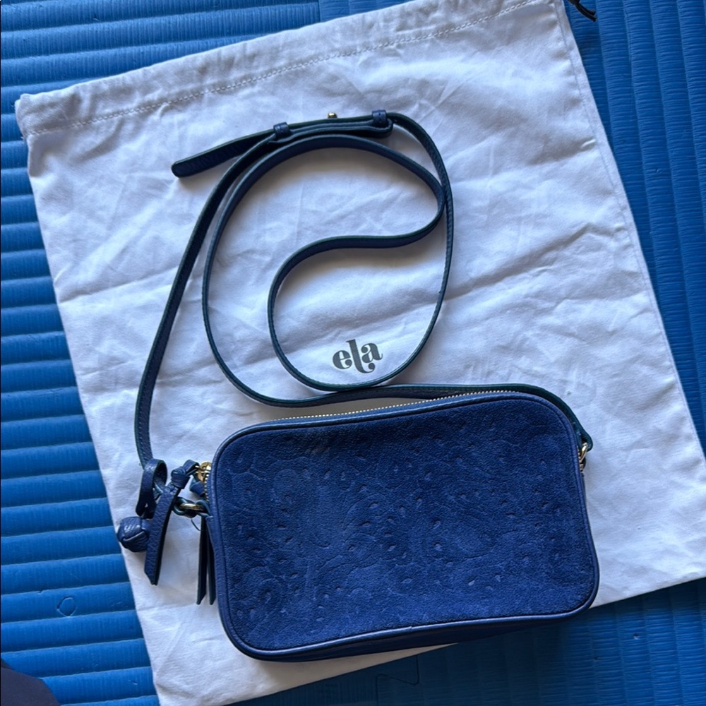 Ela leather Navy Blue Crossbody Bag